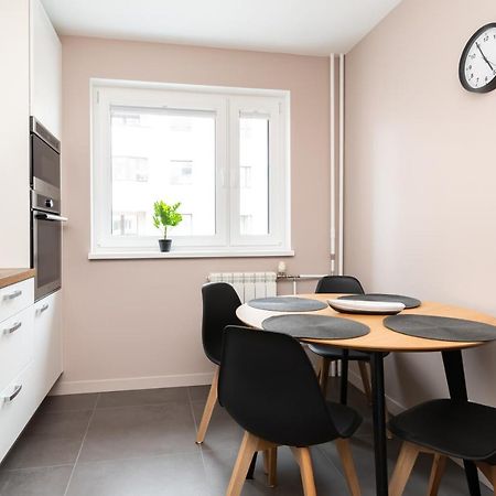 Karu Central Apartment Tallinn Buitenkant foto