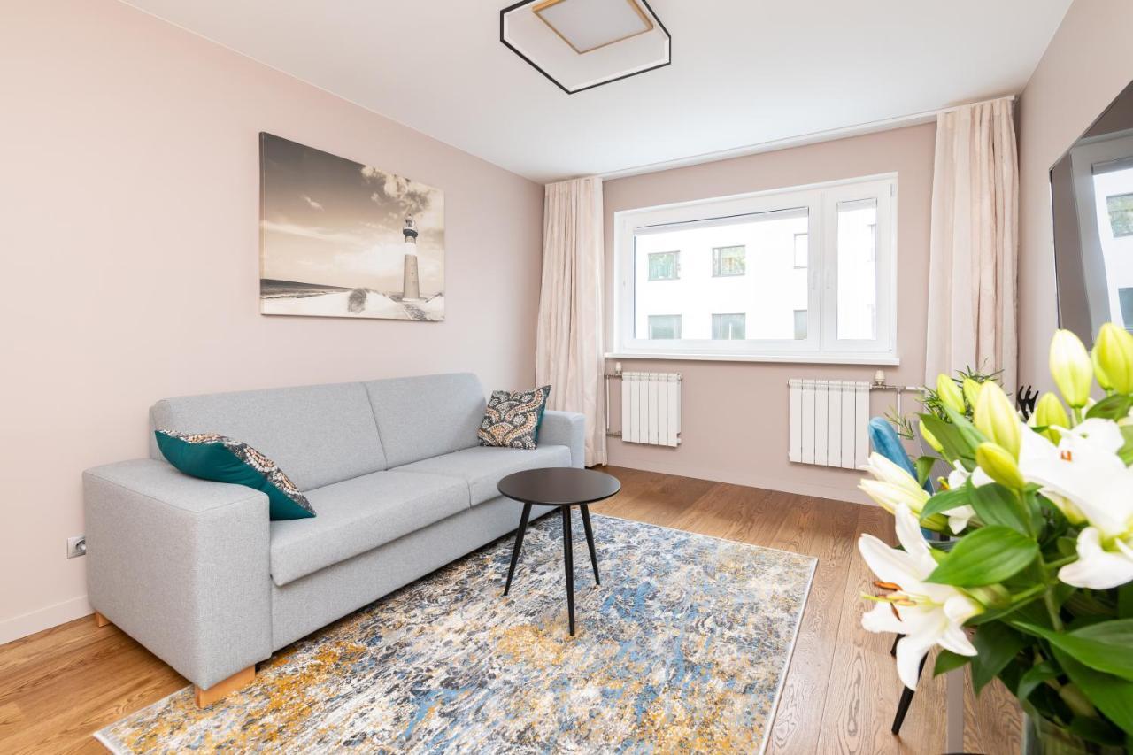 Karu Central Apartment Tallinn Buitenkant foto